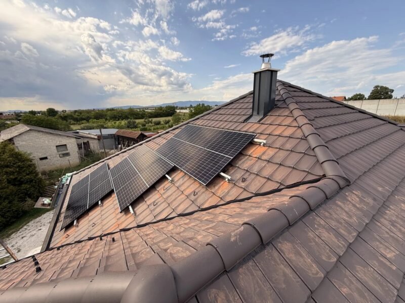Solarna elektrana na kosom krovu s crijepom, ugradnja Zenerg