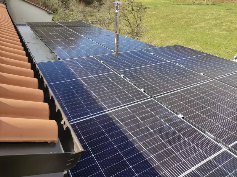 Solarna elektrana, ugradnja Zenerg, ožujak 2023.