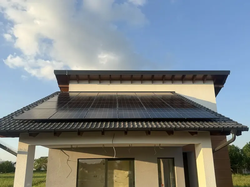 Solarna elektrana, ugradnja Zenerg, travanj 2025.