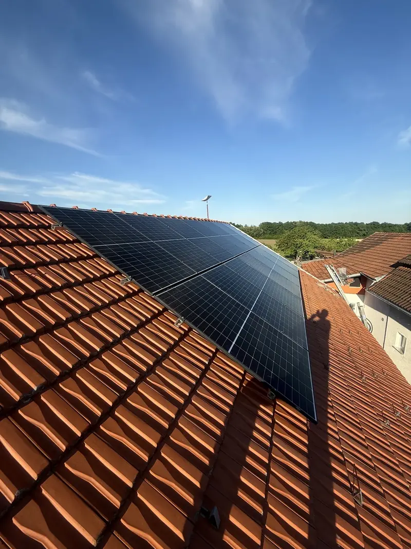 Solarna elektrana, ugradnja Zenerg, svibanj 2025.