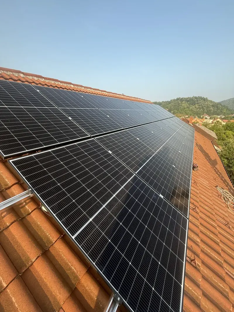 Solarna elektrana, ugradnja Zenerg, lipanj 2025.