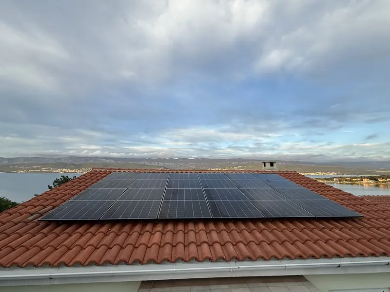 Solarna elektrana, ugradnja Zenerg, listopad 2025.