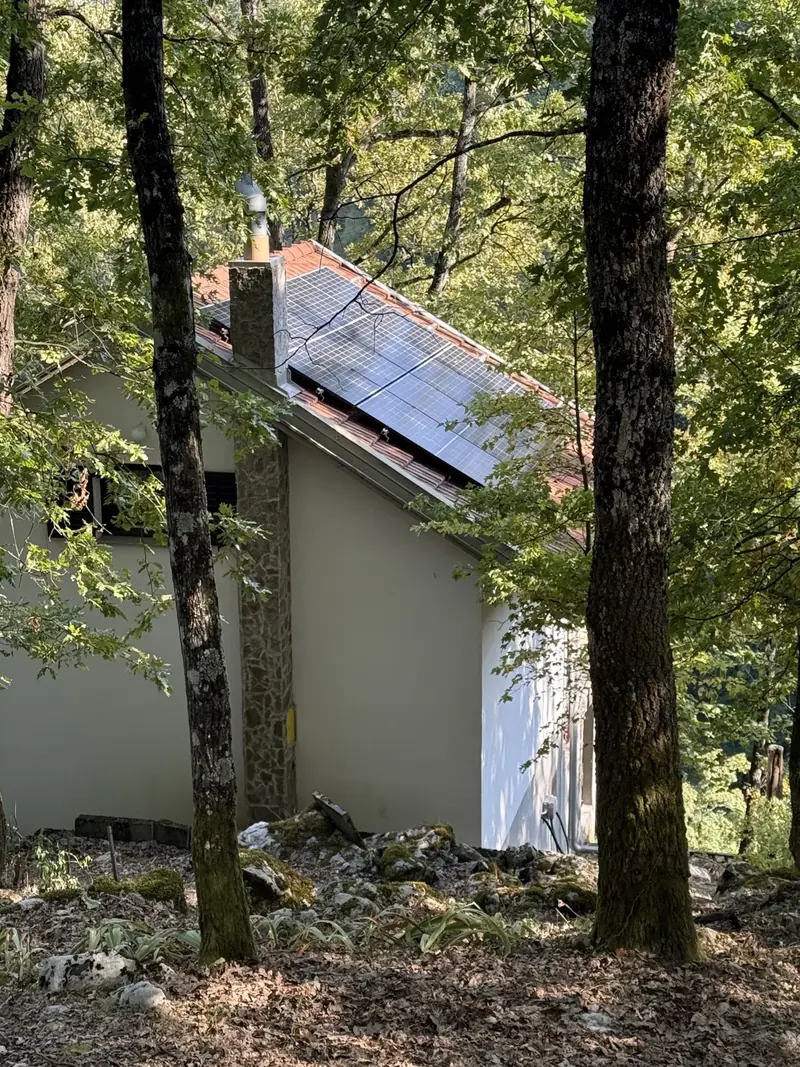 Solarna elektrana, ugradnja Zenerg, kolovoz 2026.